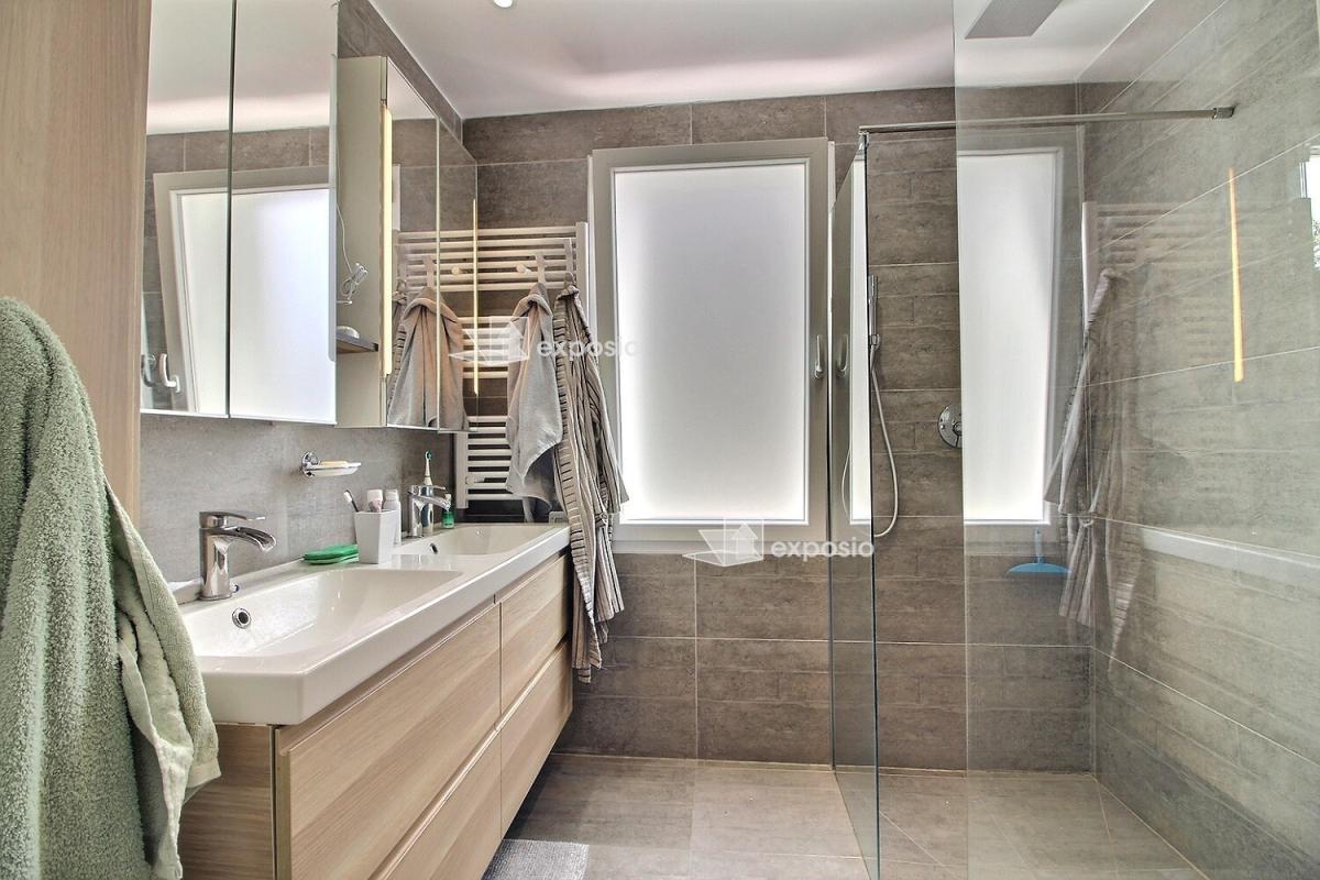 LA SEYNE-SUR-MER Coquette maison de ville rénovée La Seyne Sur Mer -110 m2 - 450 000 7