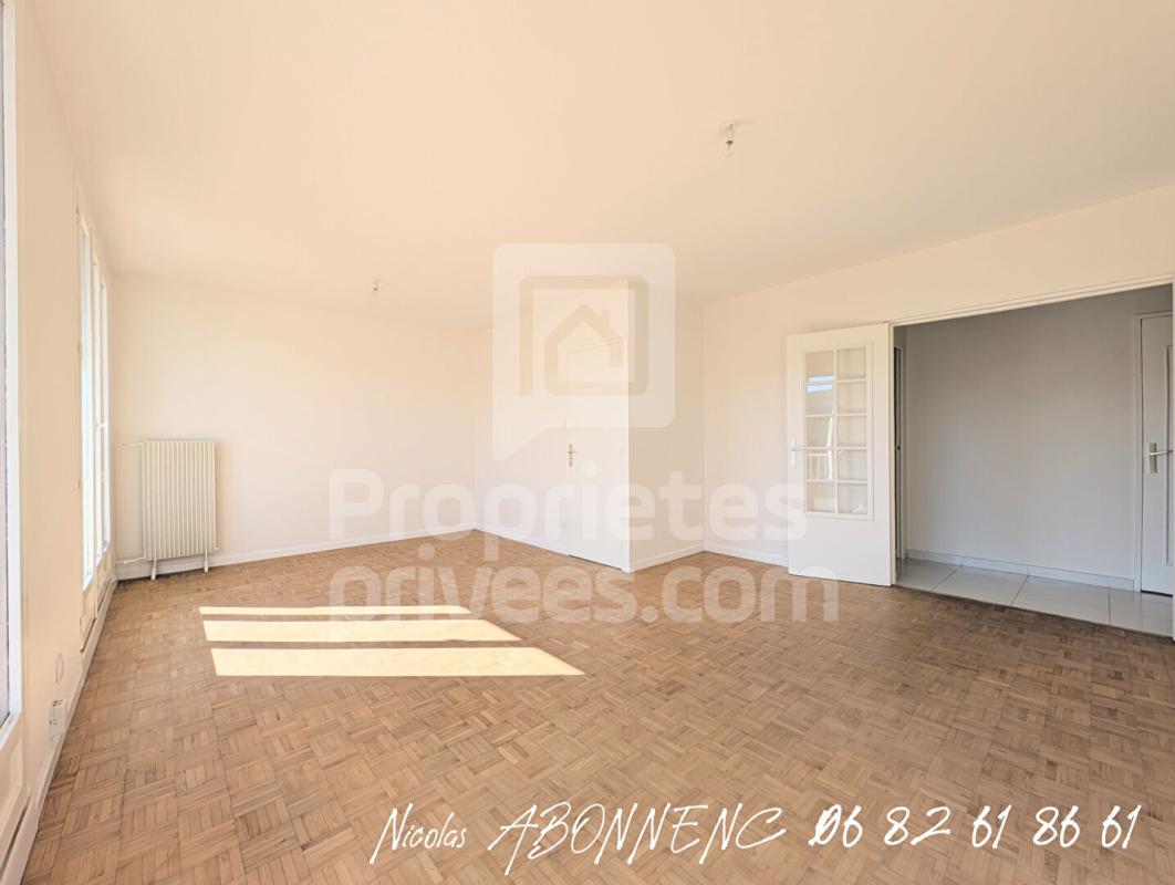 LE PONT-DE-CLAIX Appartement Le Pont De Claix 3 pièce(s) 68 m2 1