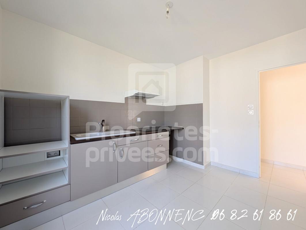 LE PONT-DE-CLAIX Appartement Le Pont De Claix 3 pièce(s) 68 m2 8