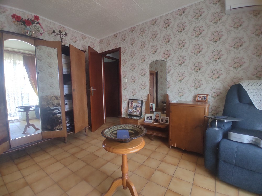 BEZIERS Maison avec  jardin et garage proche de Béziers 16