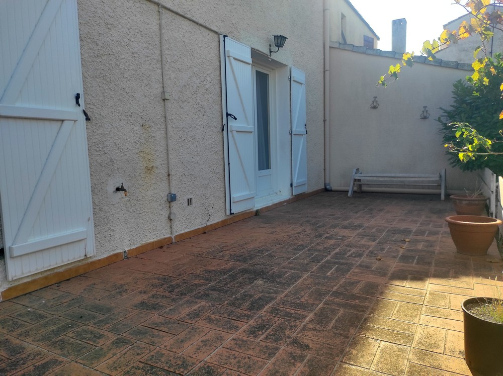 BEZIERS Maison avec jardin et garage proche de Béziers 3