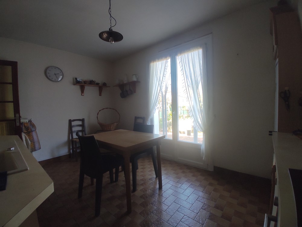 BEZIERS Maison avec jardin et garage proche de Béziers 8