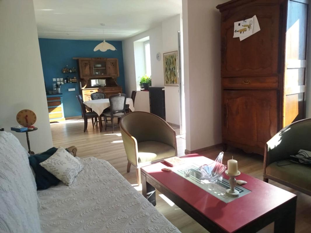 NOYAL-PONTIVY Maison rénovée proche du bourg 3