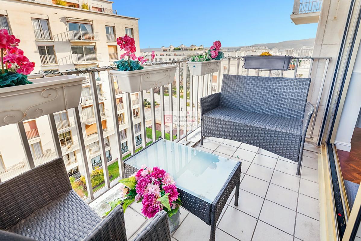 VERSAILLES Appartement en TBE 5 pièces 115 m2 Balcon 2