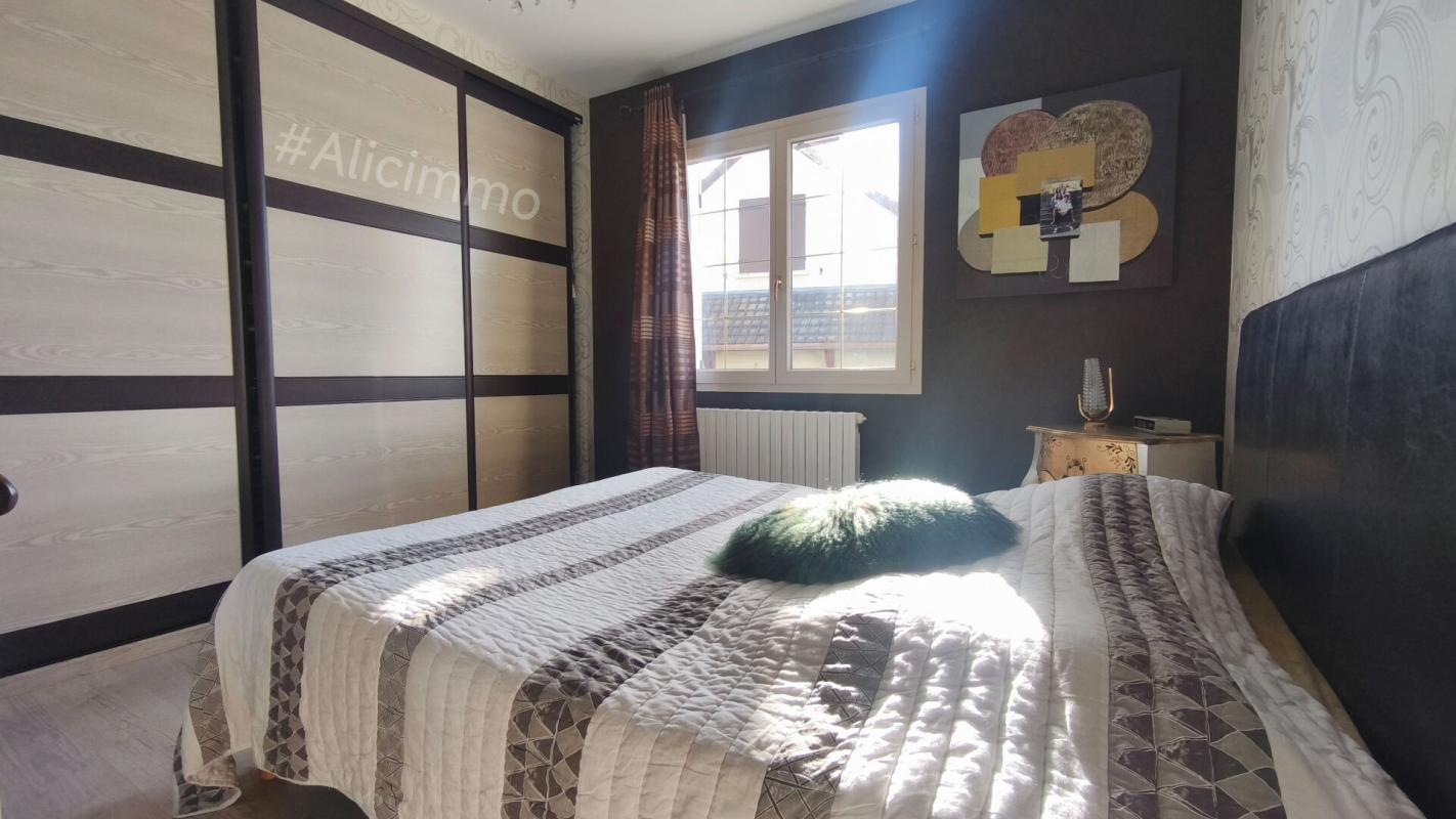 SEZANNE Maison Sezanne 6 pièces 8