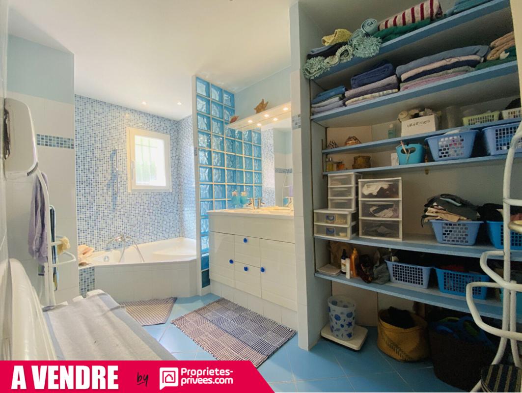 MARCOUX Maison Marcoux 5 pièce(s) 184 m2 10