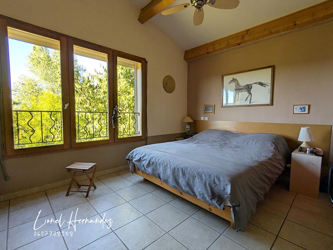 MONS Maison d'architecte avec terrain constructible et paysagé de 3969m² 10