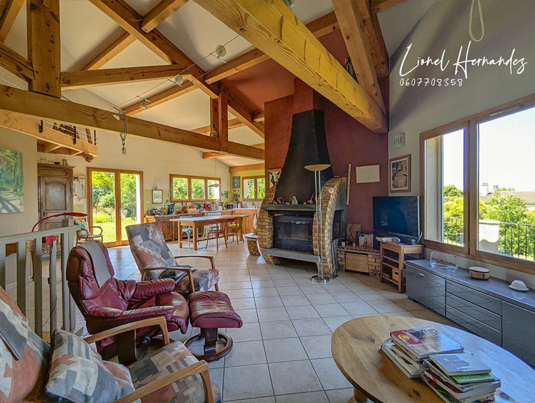 MONS Maison d'architecte avec terrain constructible et paysagé de 3969m² 5