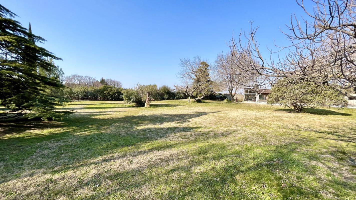 SORGUES Maison Avignon 15 pièce(s) 400 m2 1 095 000 4