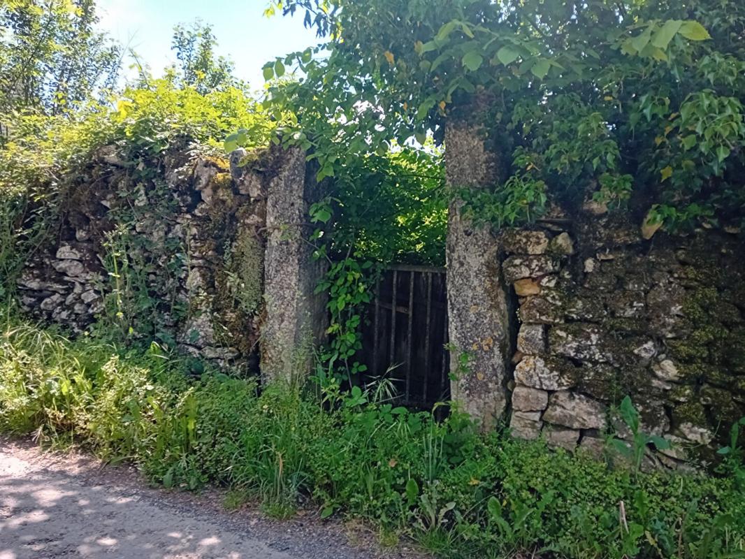 LIMOGNE-EN-QUERCY Maison  6 pièces104 m2 , grange 13