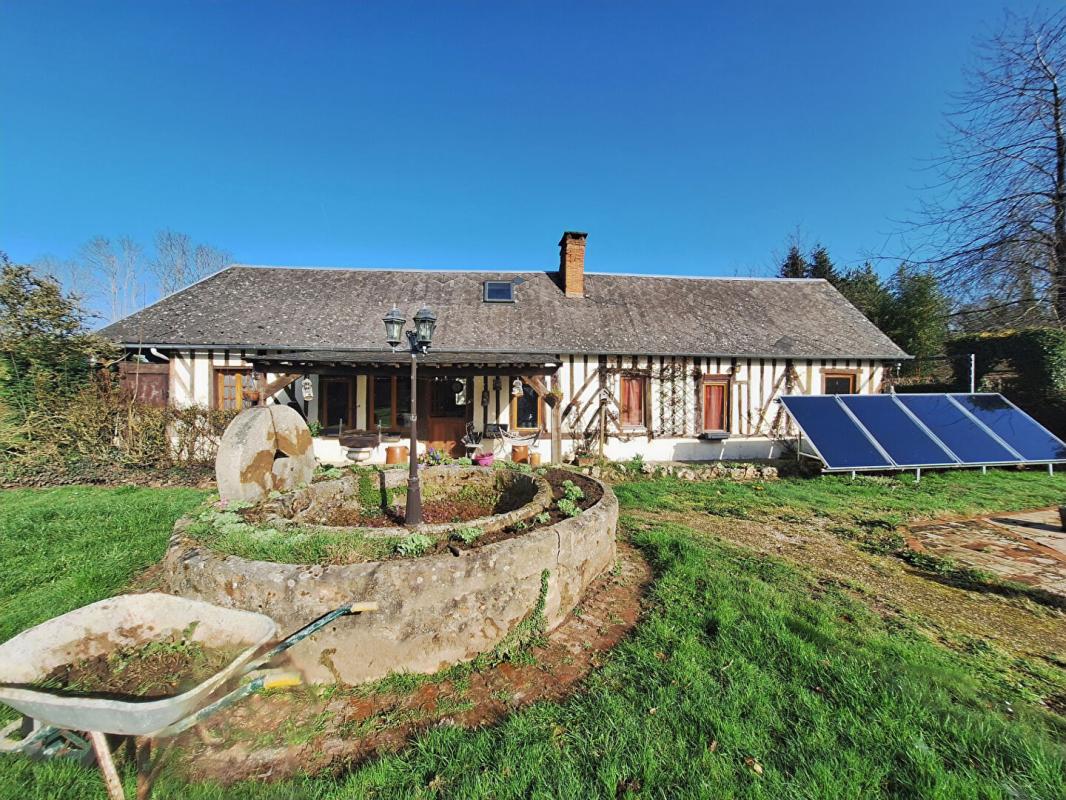 SAINT-GERMAIN-LA-CAMPAGNE Charmante maison ancien pressoir 1