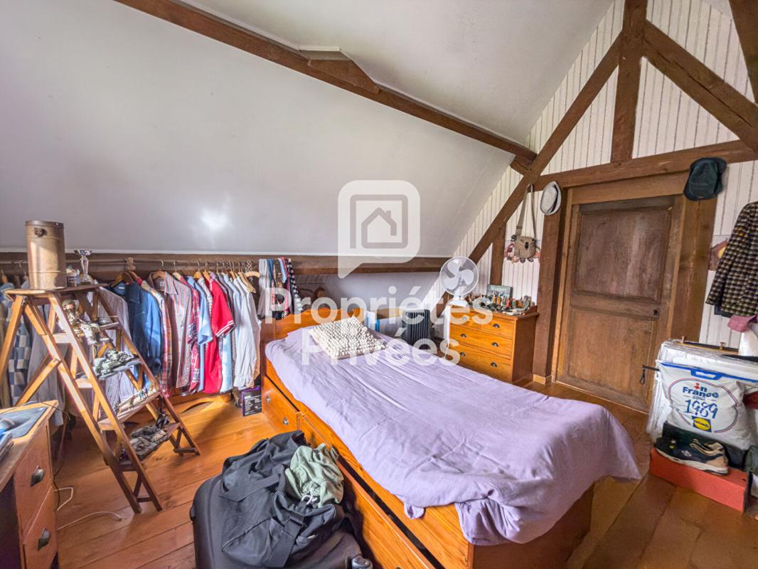 SYLVAINS-LES-MOULINS MESNILS-SUR-ITON LONGÈRE DE 160 m², PISCINE, DÉPENDANCES, CADRE BUCOLIQUE - 310 000  HAI 12