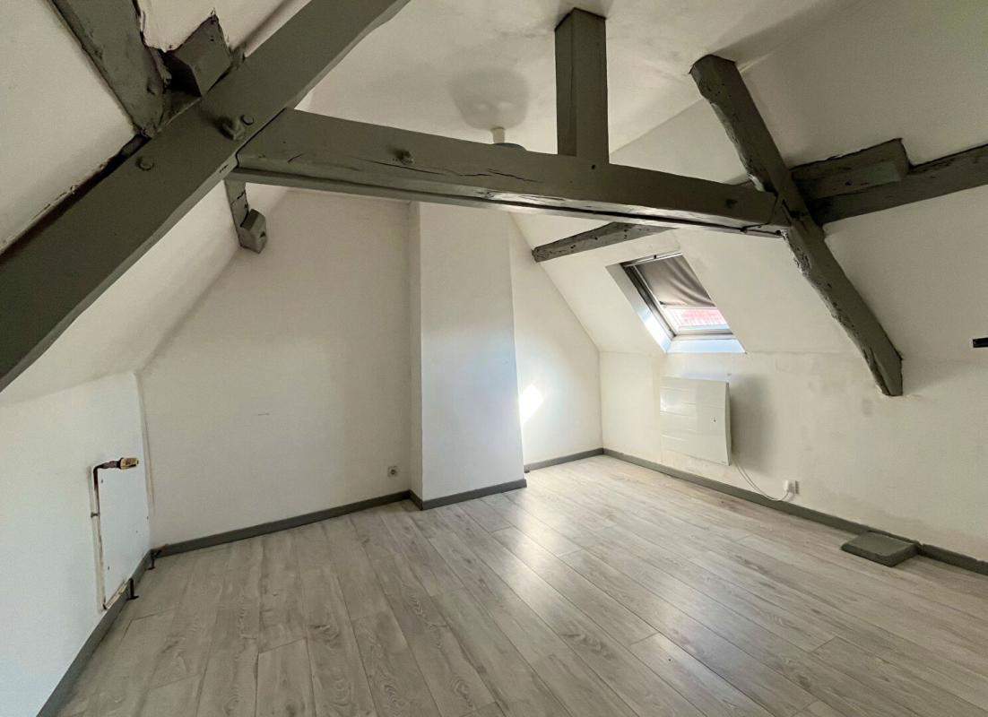 NOYON Maison Noyon 5 pièce(s) 110 m2 , dépendance + Terrain de 819m² 10