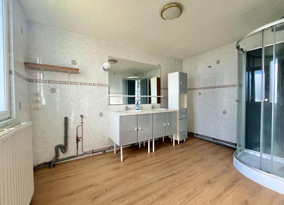 NOYON Maison Noyon 5 pièce(s) 110 m2 , dépendance + Terrain de 819m² 8