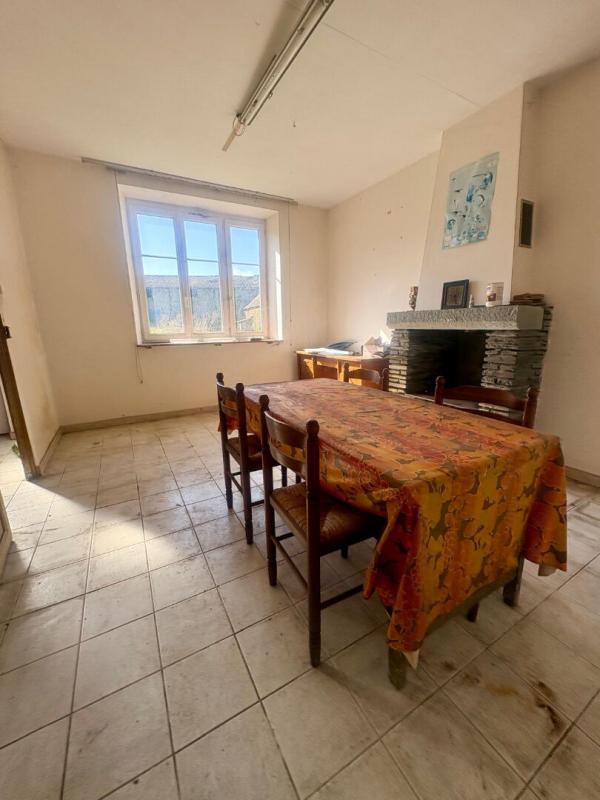 SAINT-MAYEUX Corps de ferme Saint-Mayeux 10