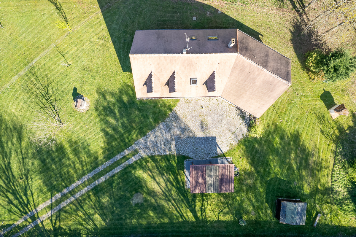 VIGNOUX-SUR-BARANGEON Maison Vignoux Sur Barangeon 5 pièce(s) 142 m2 13