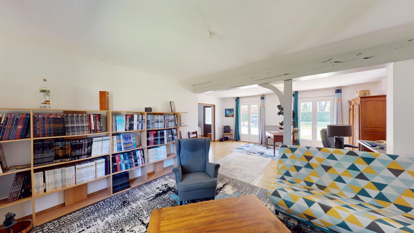 VIGNOUX-SUR-BARANGEON Maison Vignoux Sur Barangeon 5 pièce(s) 142 m2 5