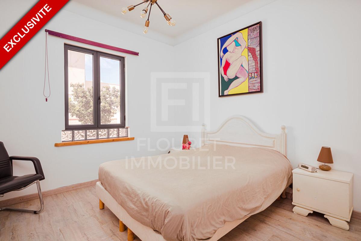 ARGELES-SUR-MER Plain-pied 161 m² - Terrain 1200 m² - Piscine - Villa + 2 dépendances (bureau + T2) 13