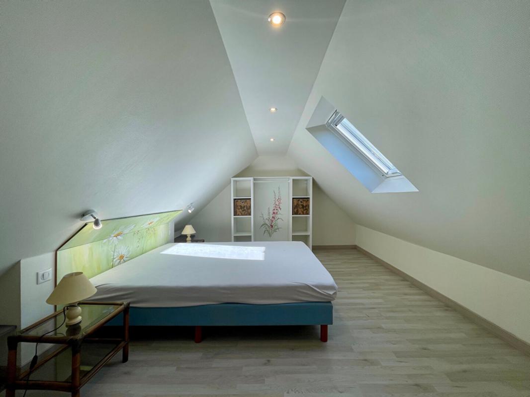 EDERN Ensemble de 2 longères 6 chambres 13