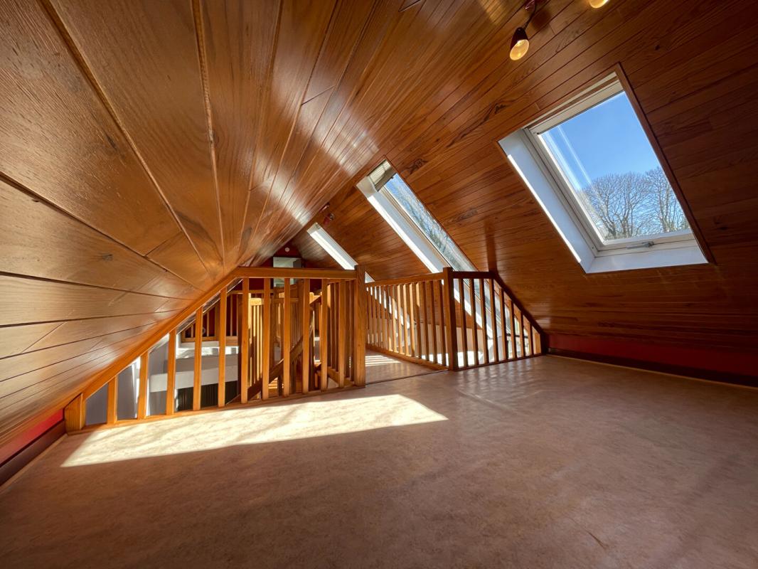 EDERN Ensemble de 2 longères 6 chambres 14