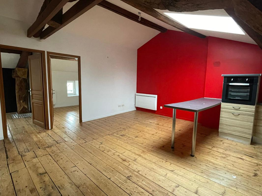 BOEN-SUR-LIGNON Appartement  3 pièce(s) 55 m2 4