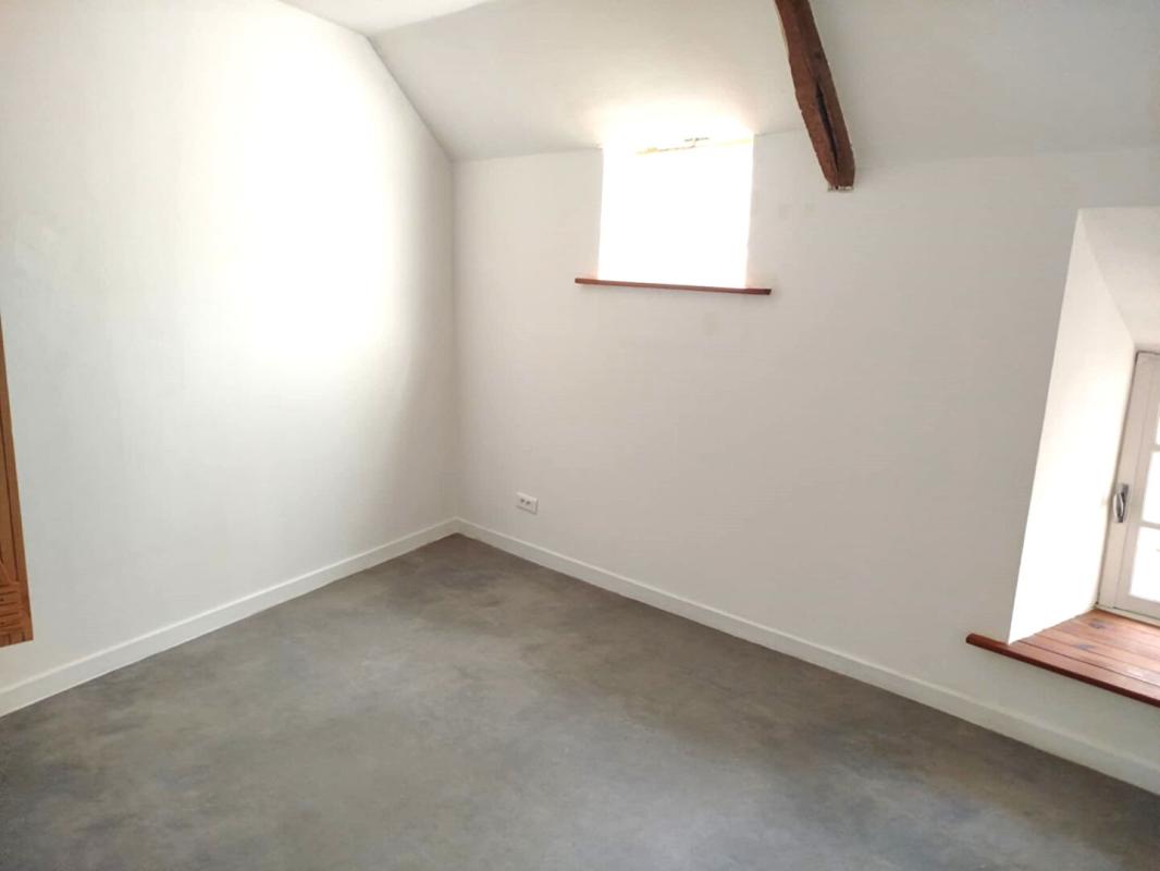 GUEMENE-SUR-SCORFF Maison de bourg rénovée 8