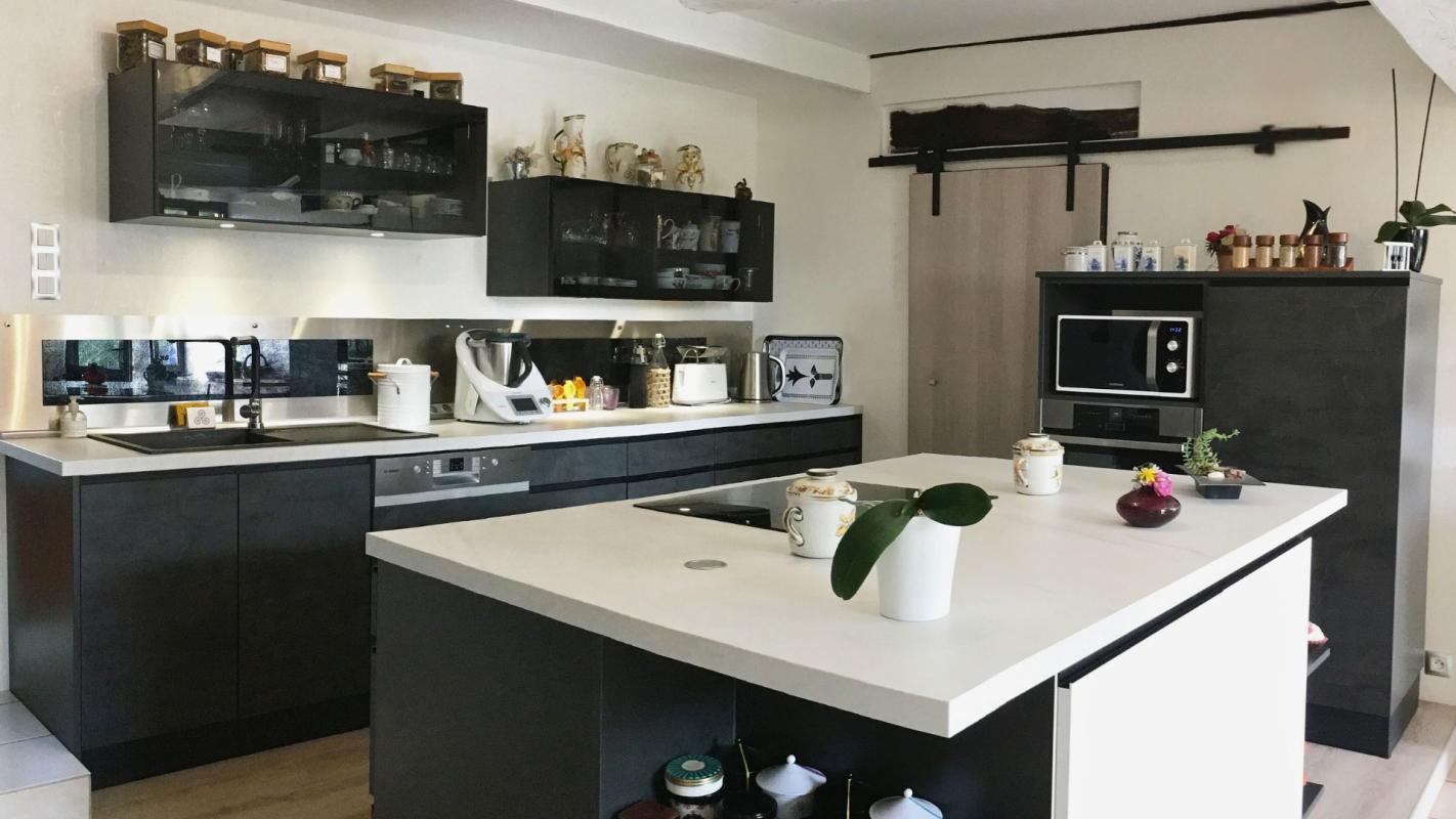 BOURSEUL Longère en pierre rénovée de 265 m² habitables 8