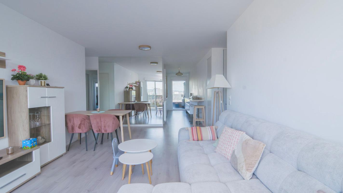 NANTERRE Appartement Nanterre 4 pièce(s) 84.03 m2 avec terrasse et loggia 1