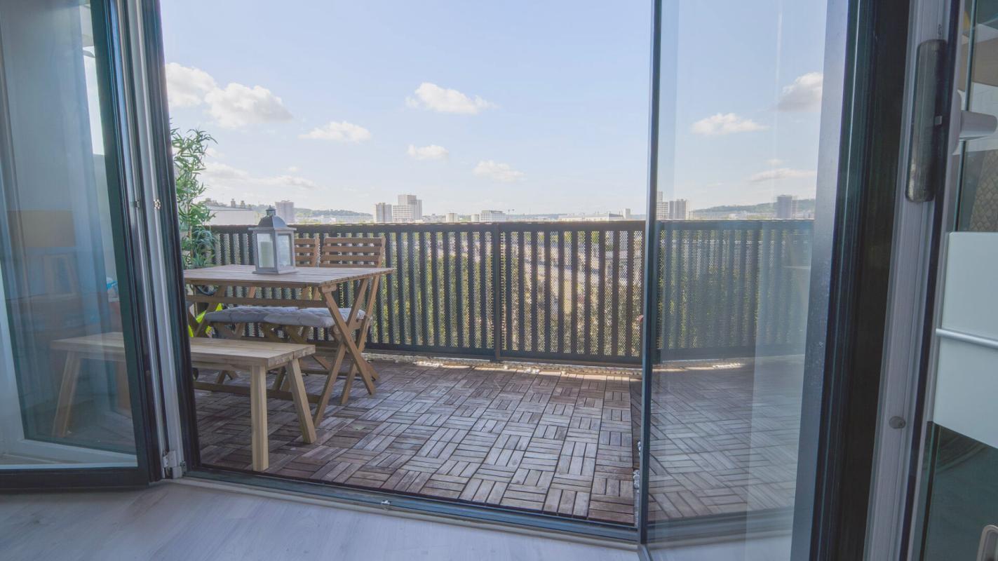 NANTERRE Appartement Nanterre 4 pièce(s) 84.03 m2 avec terrasse et loggia 4