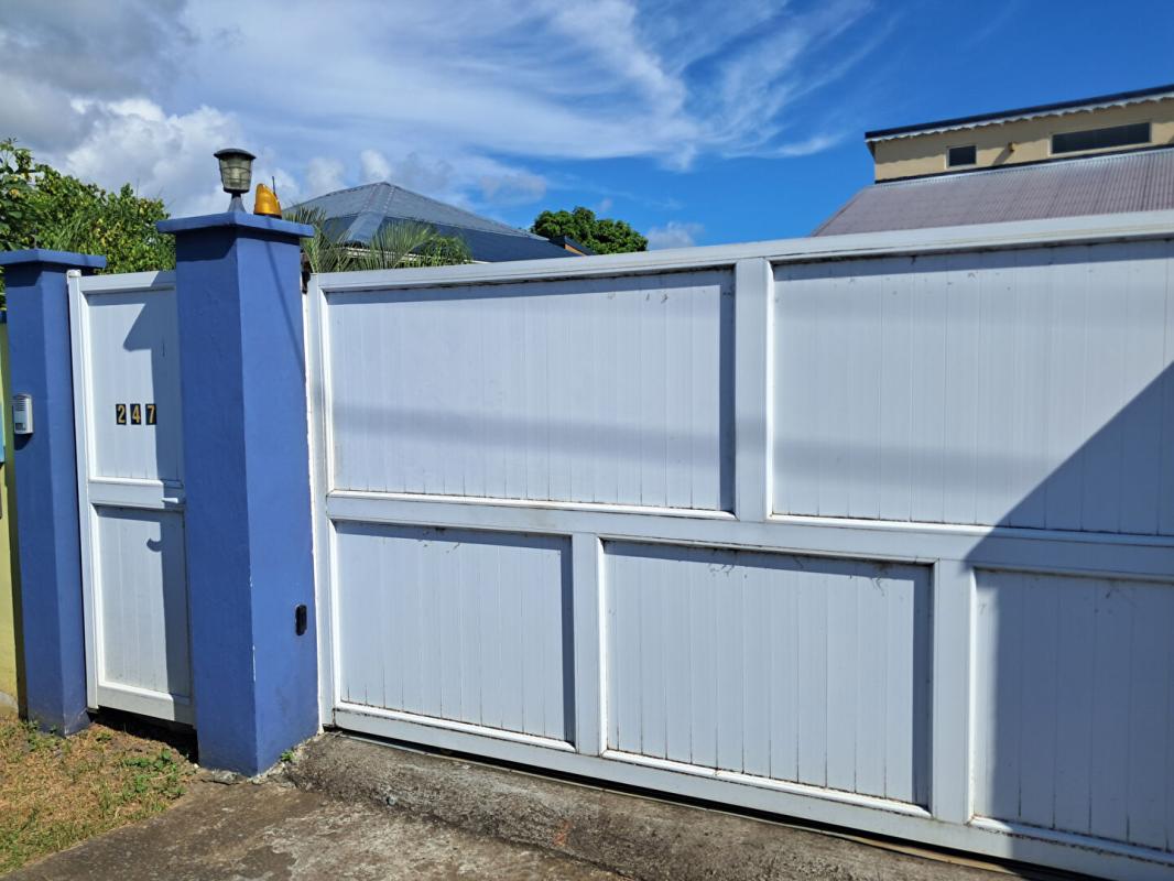 CAPESTERRE-BELLE-EAU Villa 5 pièces 162 m² ? 4 chambres ? Terrain 524 m² ? Capesterre-Belle-Eau (Les Flamboyants) 6