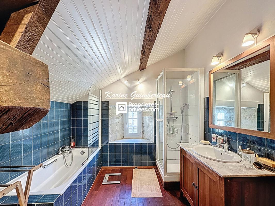 BRANNE Maison de campagne avec vue dominante + piscine + gîte 14