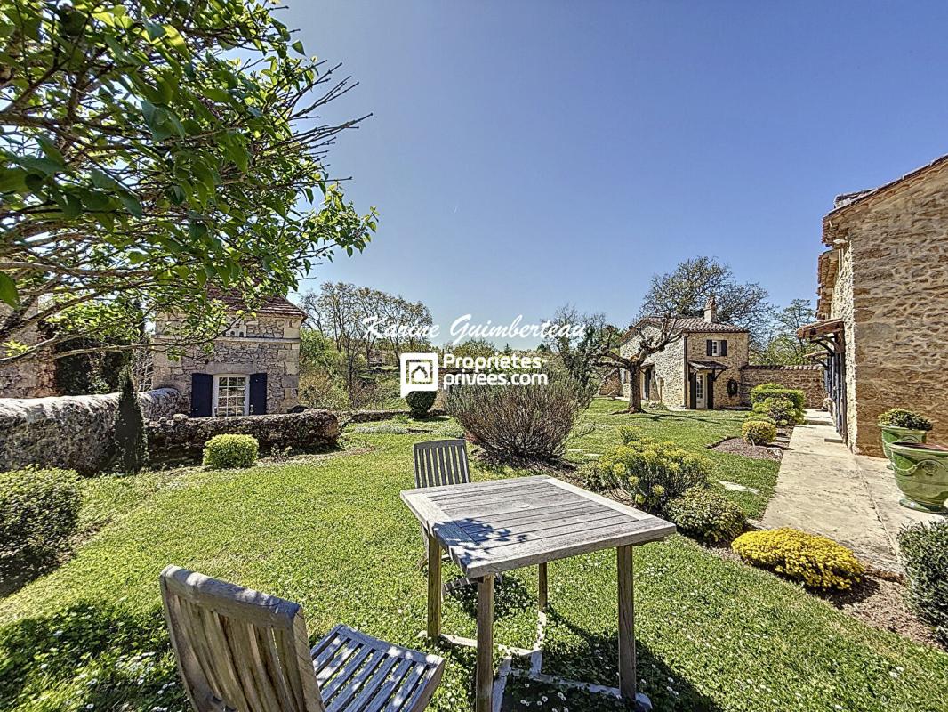 BRANNE Maison de campagne avec vue dominante + piscine + gîte 5