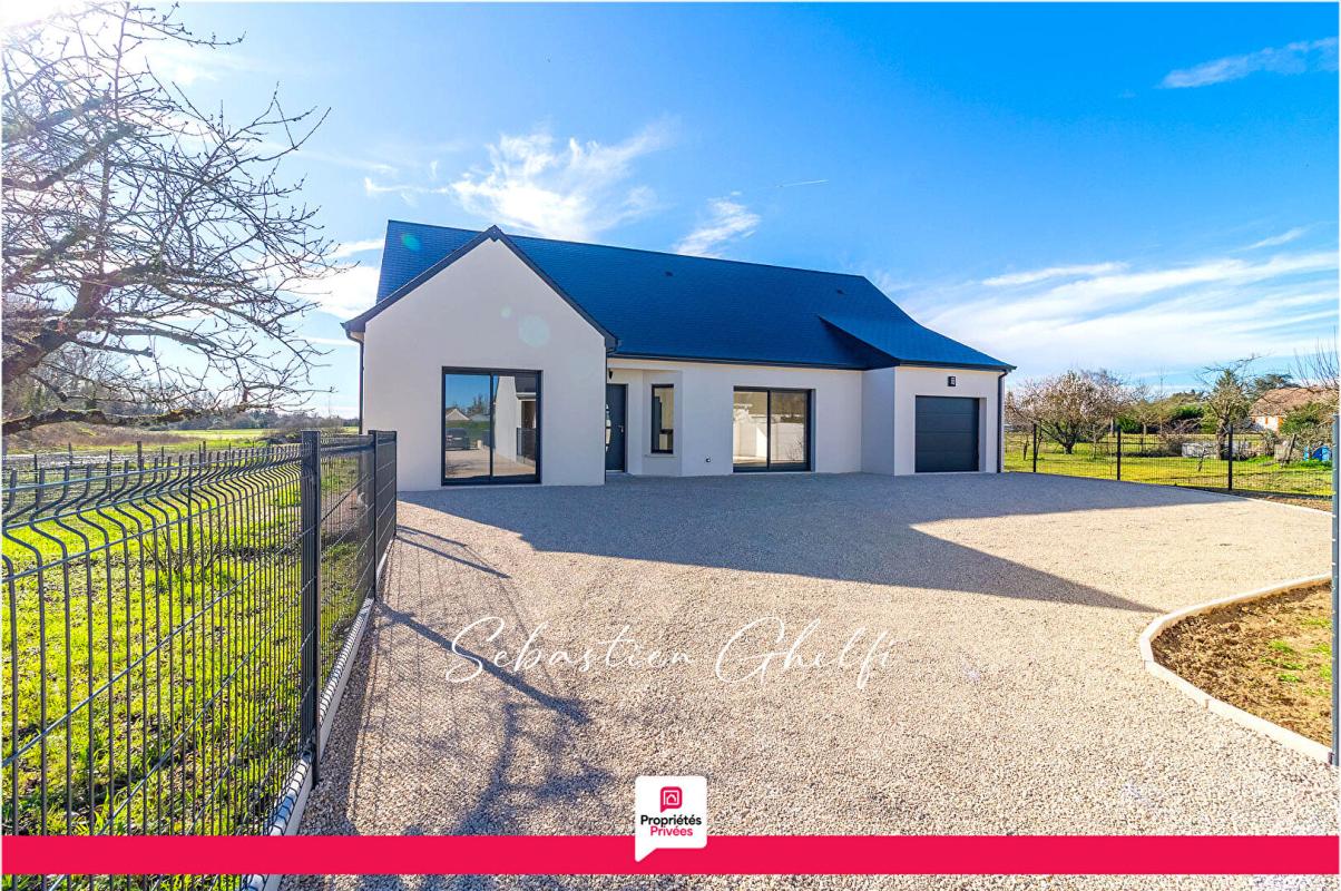 CONTRES CONTRES- belle maison de plain-pied avec 3 chambres-cellier-garage 1