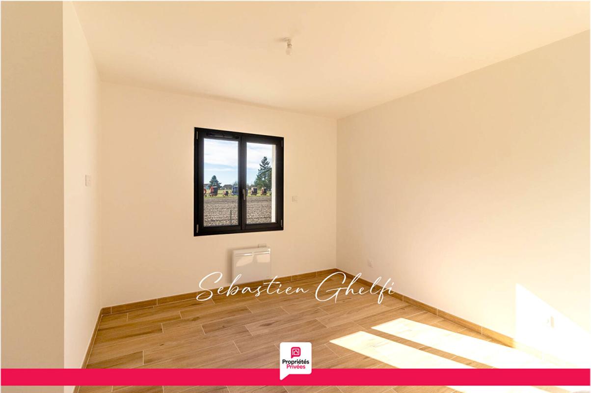 CONTRES CONTRES- belle maison de plain-pied avec 3 chambres-cellier-garage 10