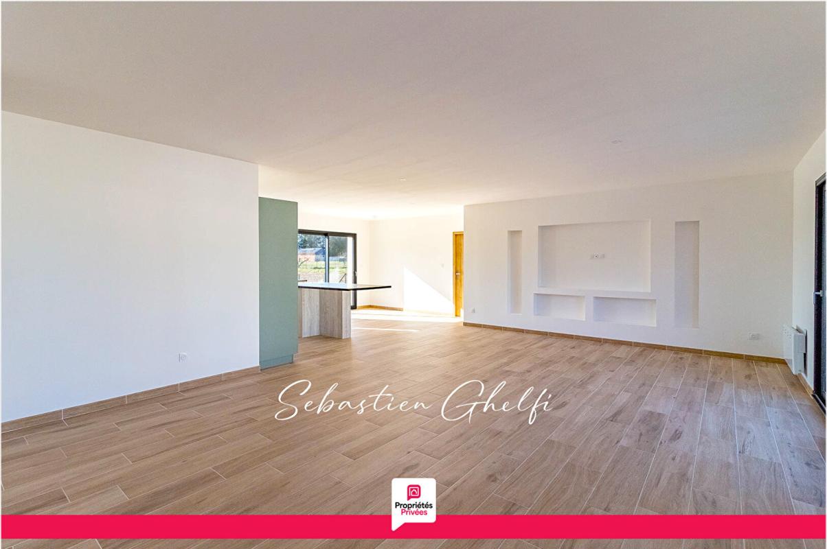 CONTRES CONTRES- belle maison de plain-pied avec 3 chambres-cellier-garage 5