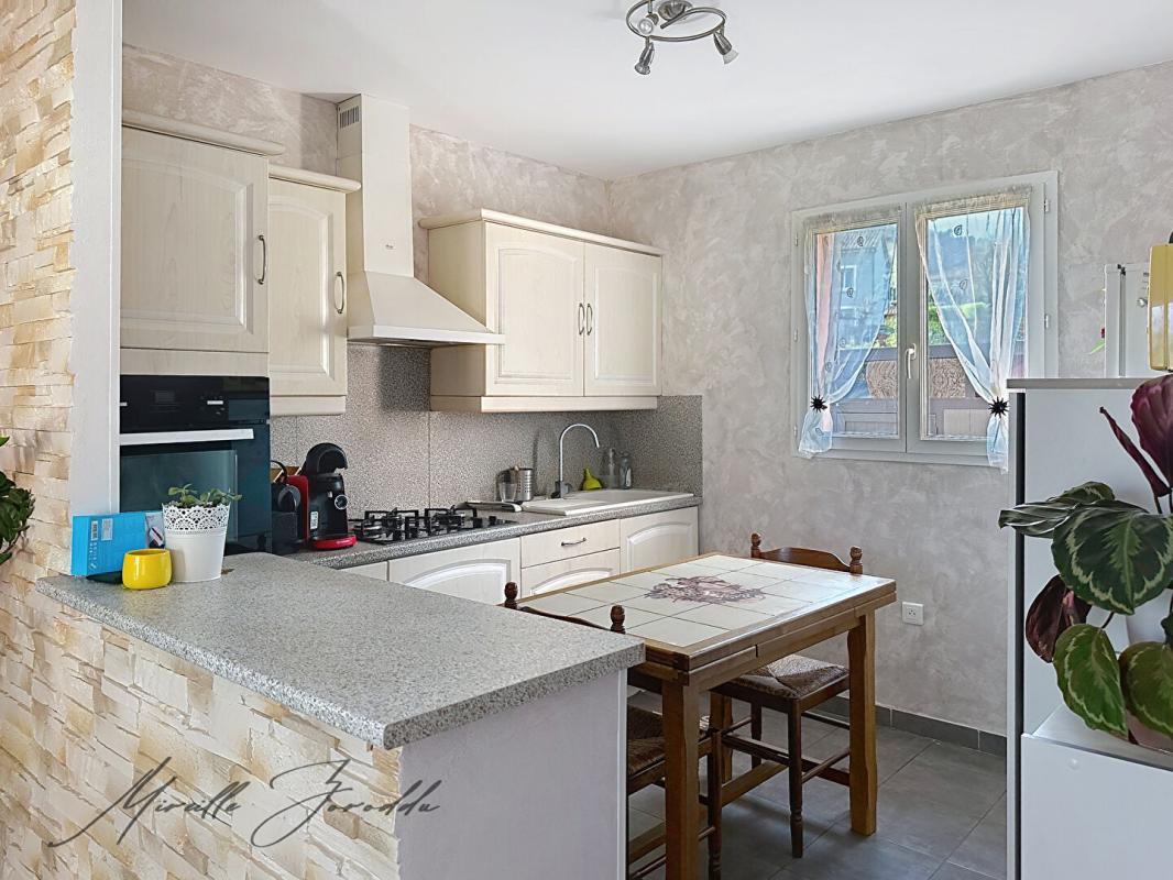 LES MAGES Les Mages, maison plain pied  4 pièces 87m² avec garage et terrain piscinable 8