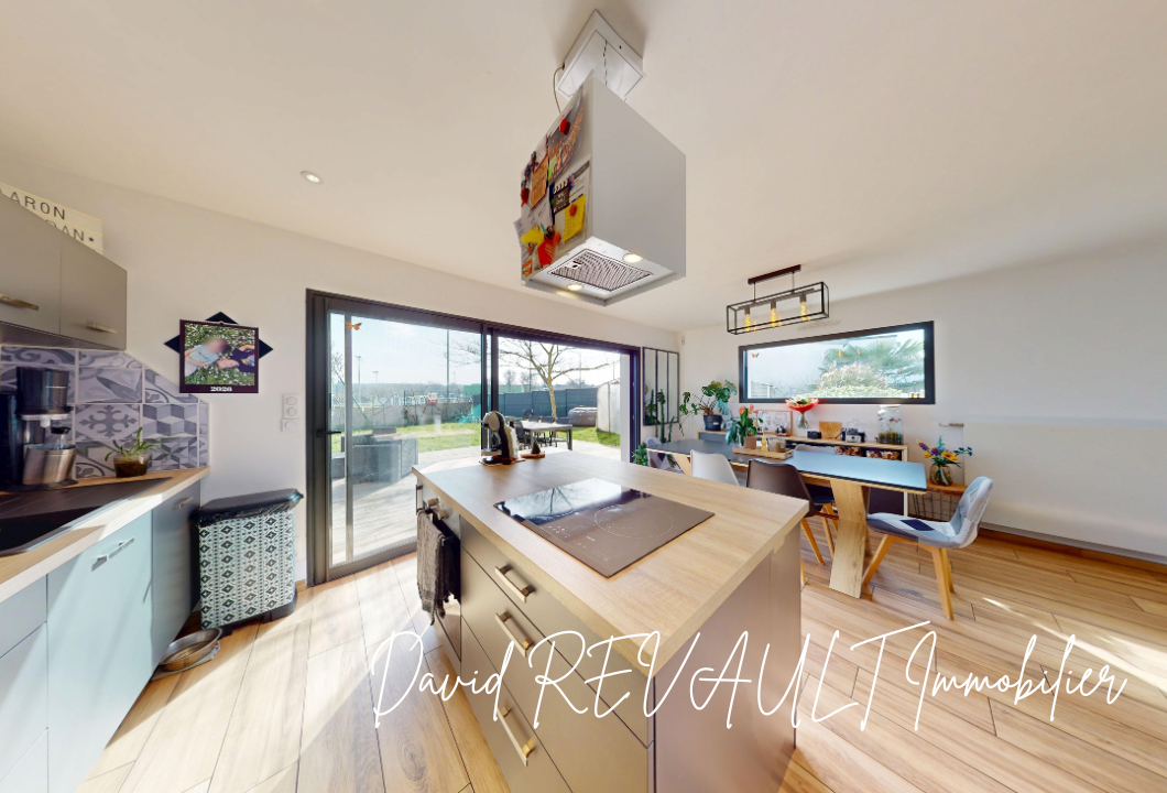 ELVEN À quelques pas du coeur vivant d'Elven, une élégante parenthèse contemporaine 3