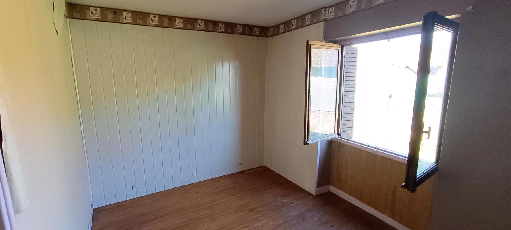 AMBLEON Longère en pierre avec dépendances  À 1h15 de Genève, 55 min de Lyon 16