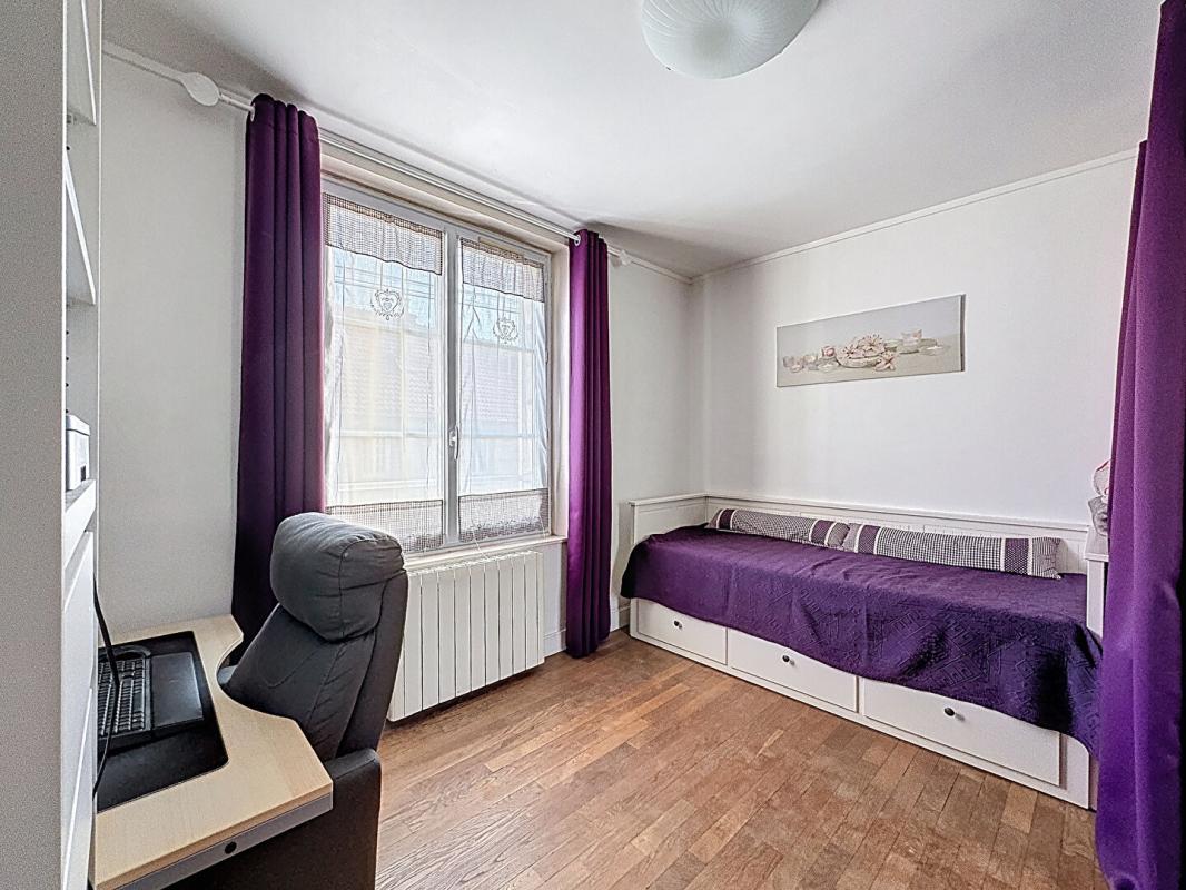 SAINT-MAXIMIN MAISON MITOYENNE - 80M² - 3 CHAMBRES DONT 1 SUITE PARENTALE - 3 PLACES VL - JARDIN - 60740 SAINT MAXIMIN 5