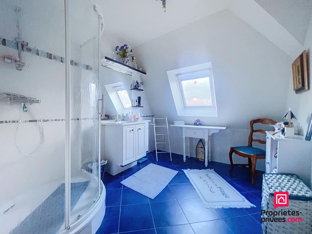 BONNETABLE Secteur Bonnétable, villa contemporaine de 230 m2 avec piscine 14