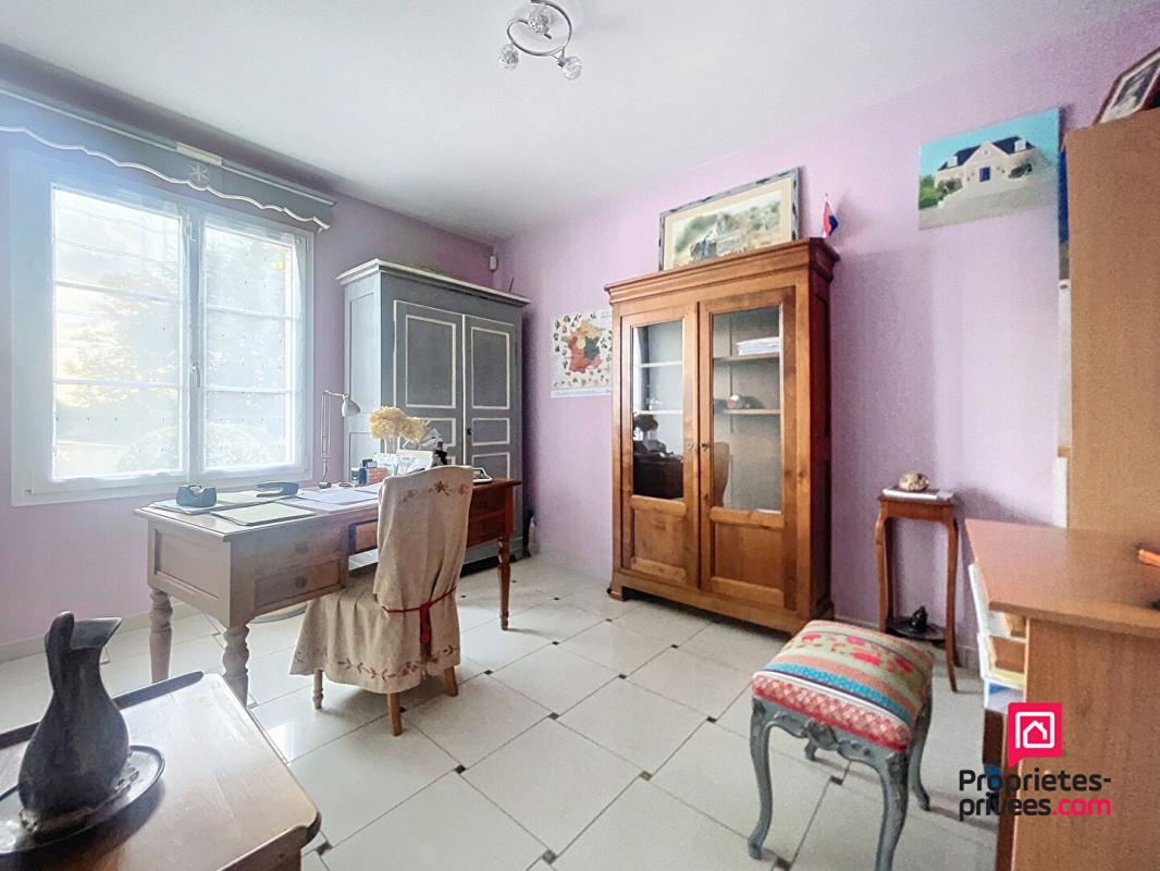 BONNETABLE Secteur Bonnétable, villa contemporaine de 230 m2 avec piscine 9