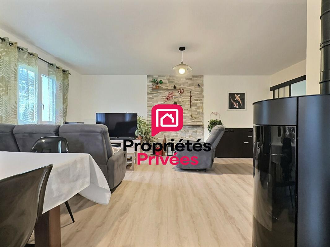 CESTAS DEPT 33 - CESTAS BOURG - Maison Cestas 6 pièce(s) 162 m2, terrasse de18m2, garage, jardin de 931m2 avec piscine 6