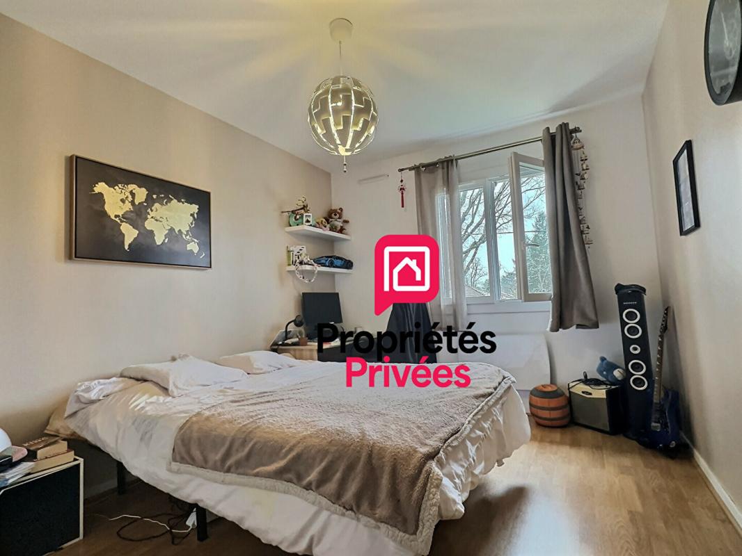 CESTAS DEPT 33 - CESTAS BOURG - Maison Cestas 6 pièce(s) 162 m2, terrasse de18m2, garage, jardin de 931m2 avec piscine 7