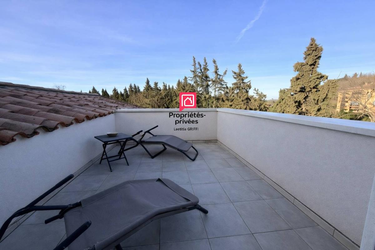 BAGNOLS-SUR-CEZE Maison Bagnols Sur Ceze 5 pièce(s) 144 m2 14