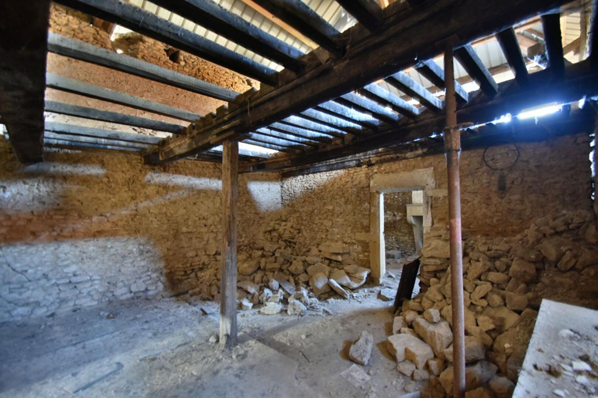 LABRY Corps de ferme 14 pièce(s) 1260 m2 15