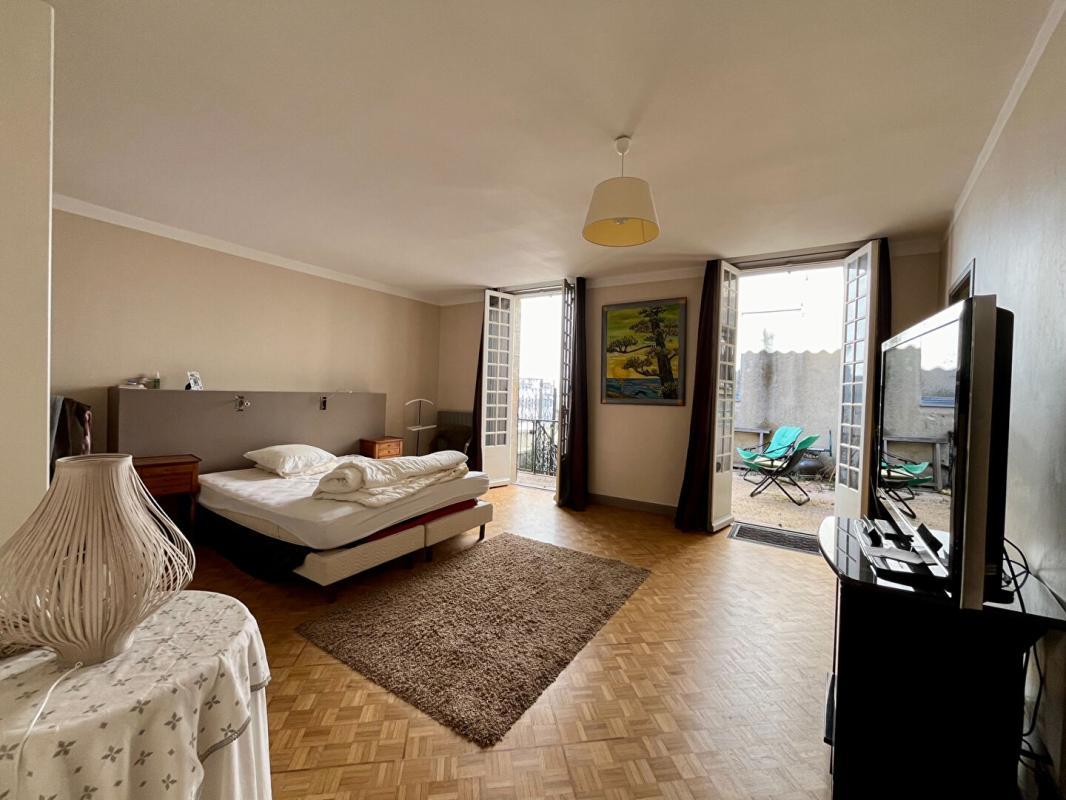 AGEN Appartement T5 de 235m² - Hyper Centre d'Agen 9