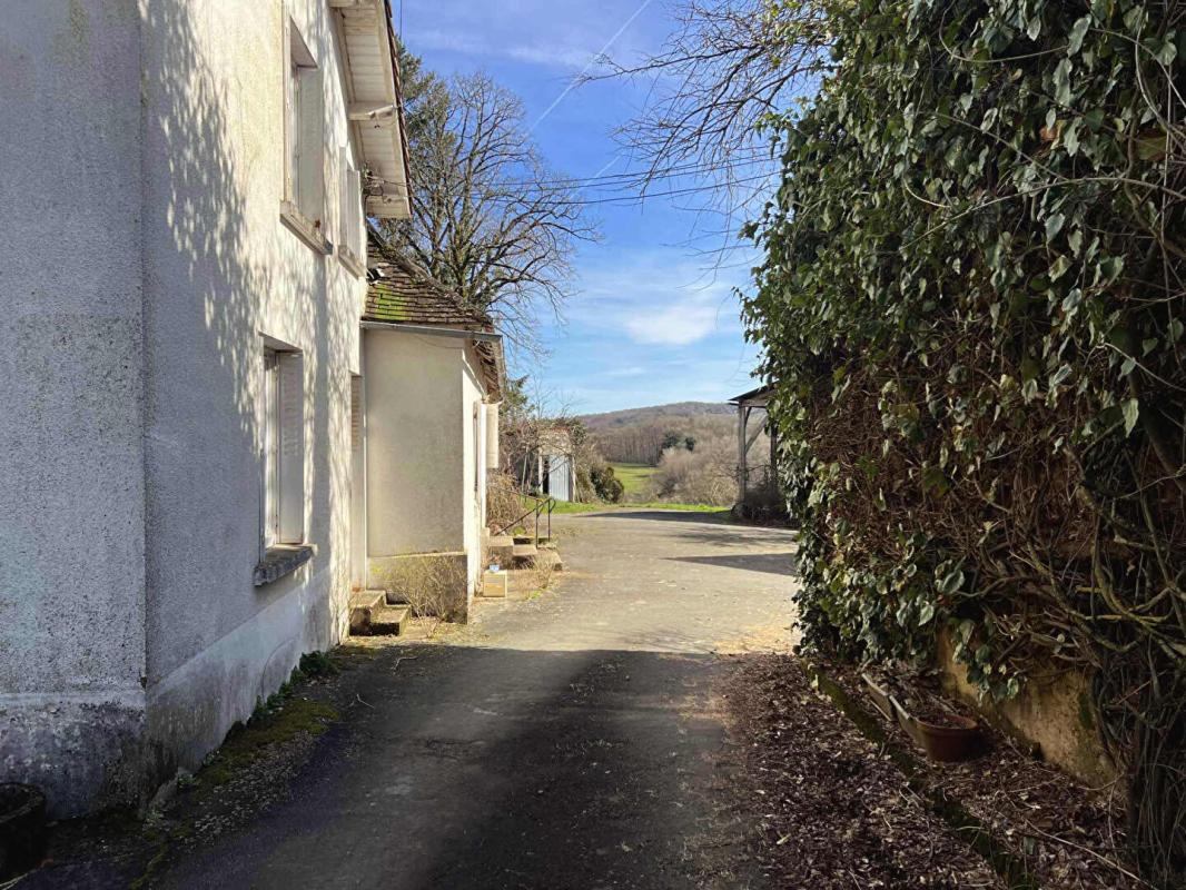 SAVIGNAC-LEDRIER Fermette Savignac Ledrier 175 m2 12