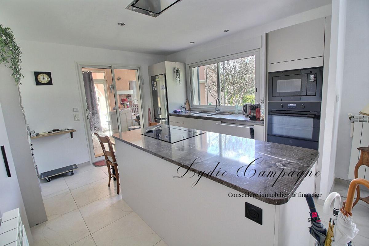 ARGENS-MINERVOIS Maison d'architecte et gîte Argens Minervois 7 pièce(s) 177 m2 15