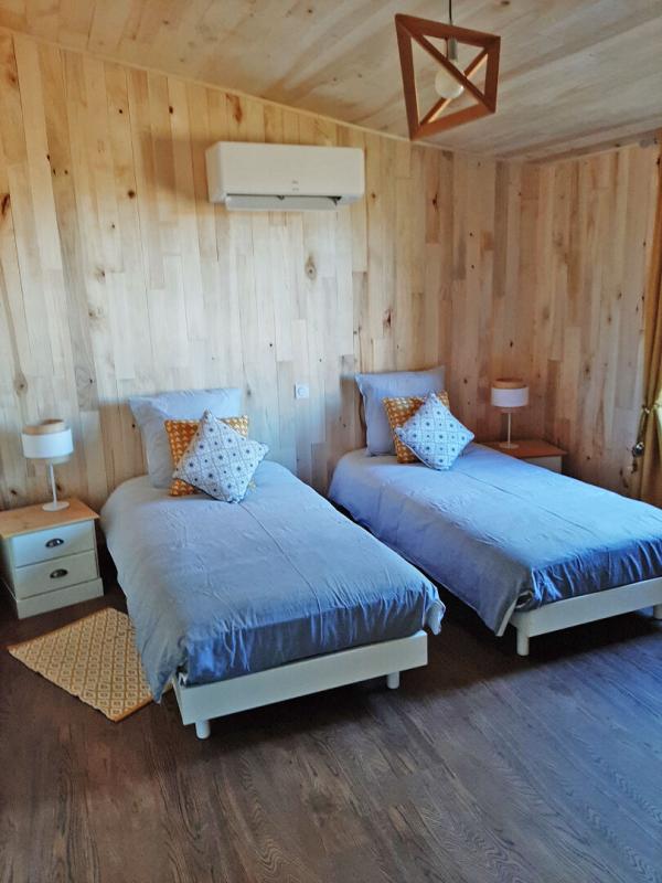 SALIGNAC-EYVIGUES Maison Salignac Eyvignes 12 pièce(s) 103 m2 11