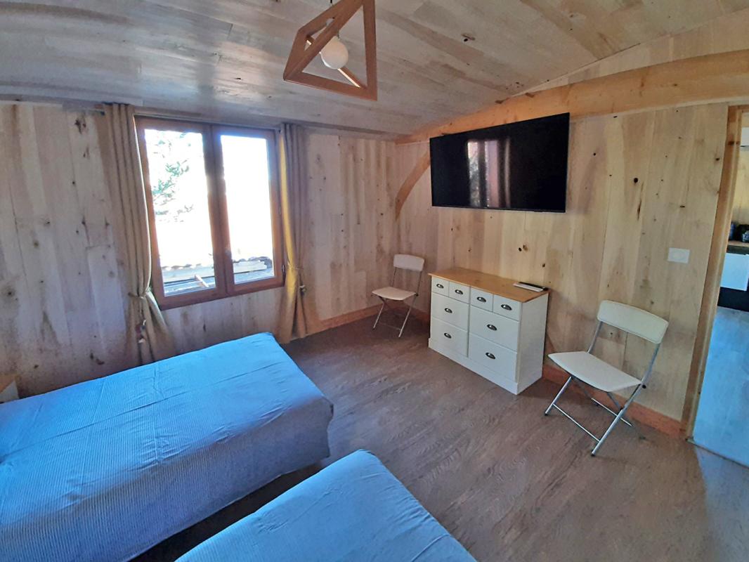 SALIGNAC-EYVIGUES Maison Salignac Eyvignes 12 pièce(s) 103 m2 12